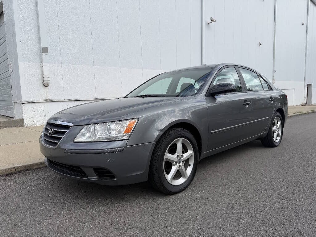 2010 HYUNDAI Sonata