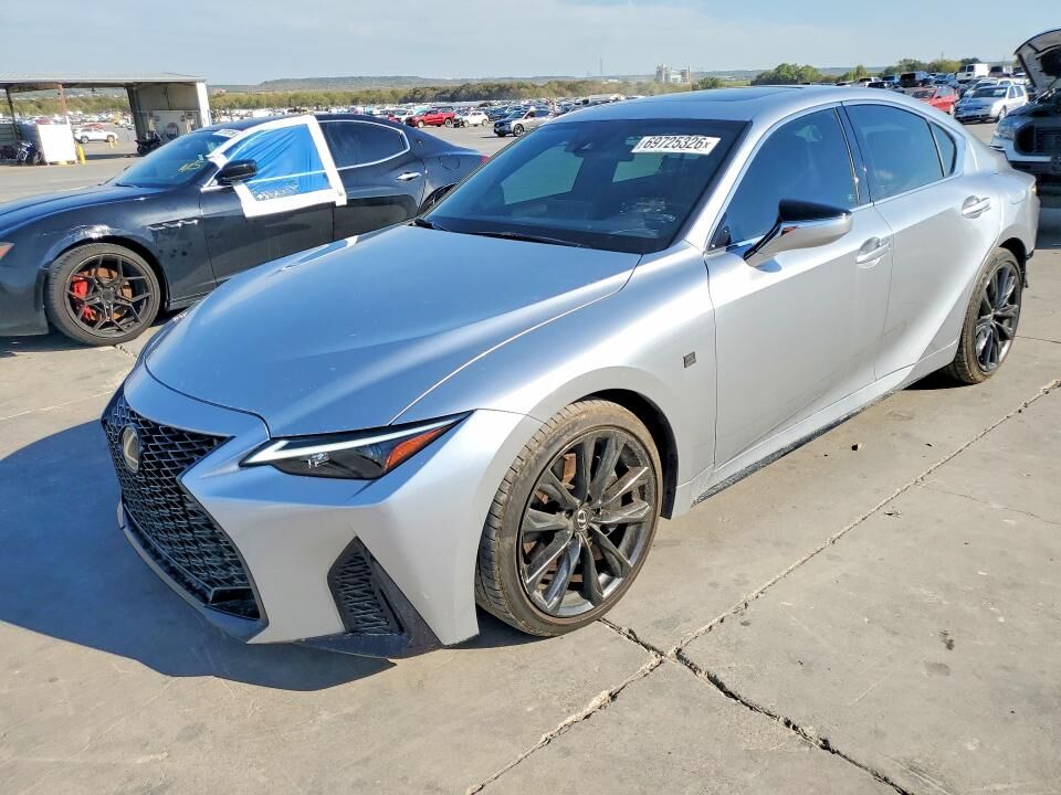 2025 LEXUS IS
