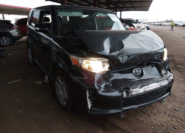 2014 TOYOTA SCION