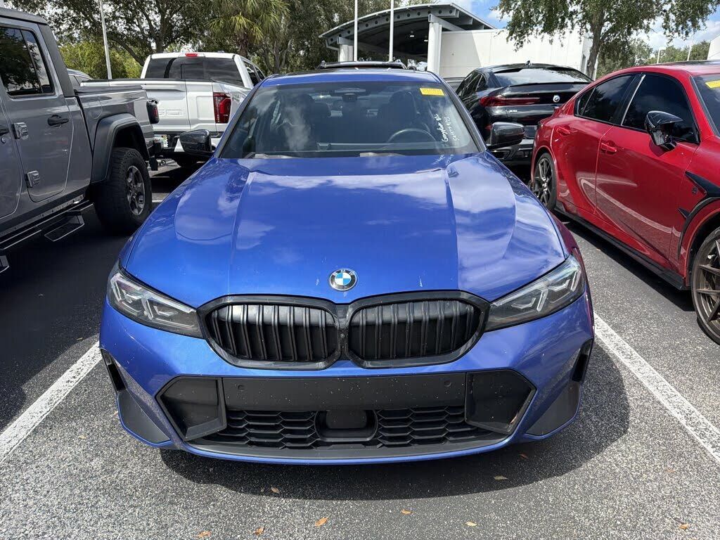 2023 BMW 330i