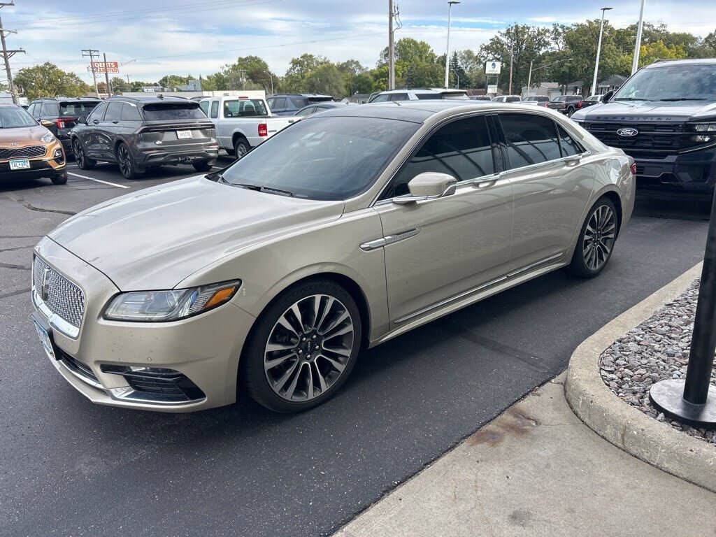 2017 LINCOLN Continental