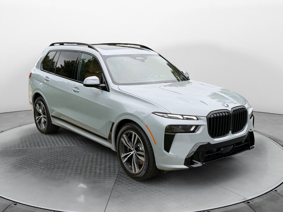 2027 BMW X7