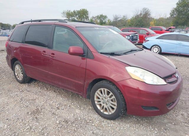 2009 TOYOTA Sienna