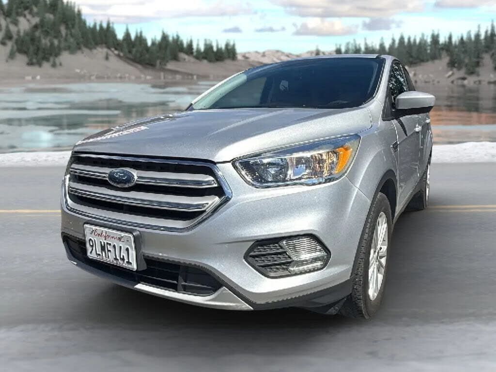 2019 FORD Escape