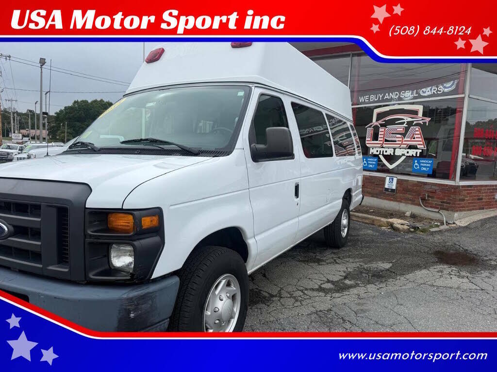 2013 FORD E-250