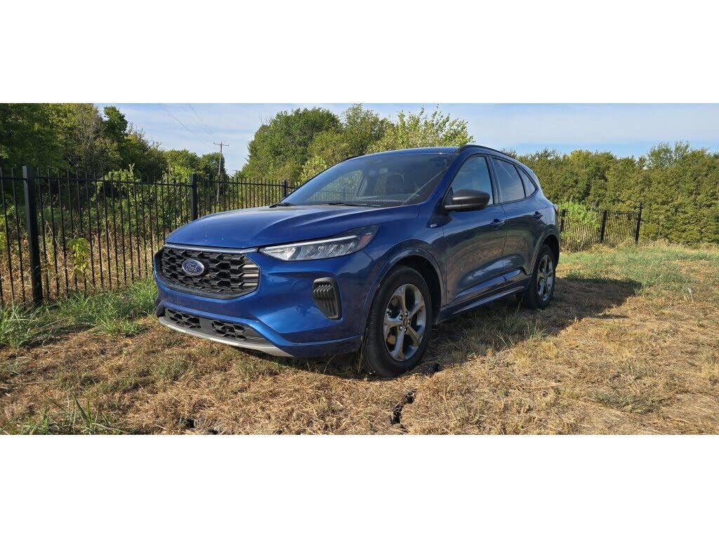 2023 FORD Escape