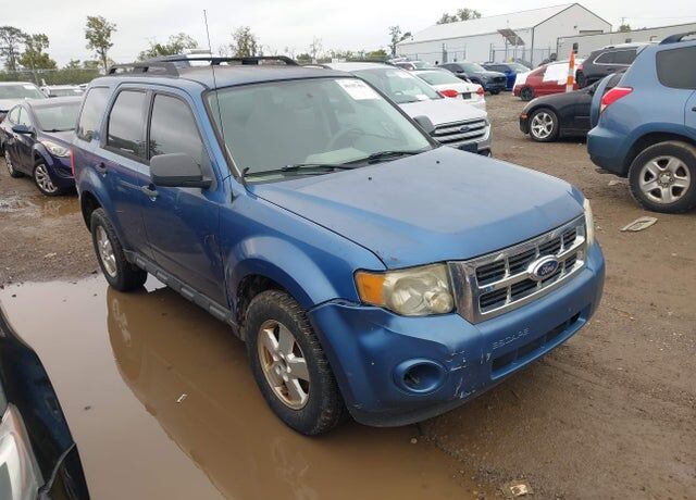 2010 FORD Escape