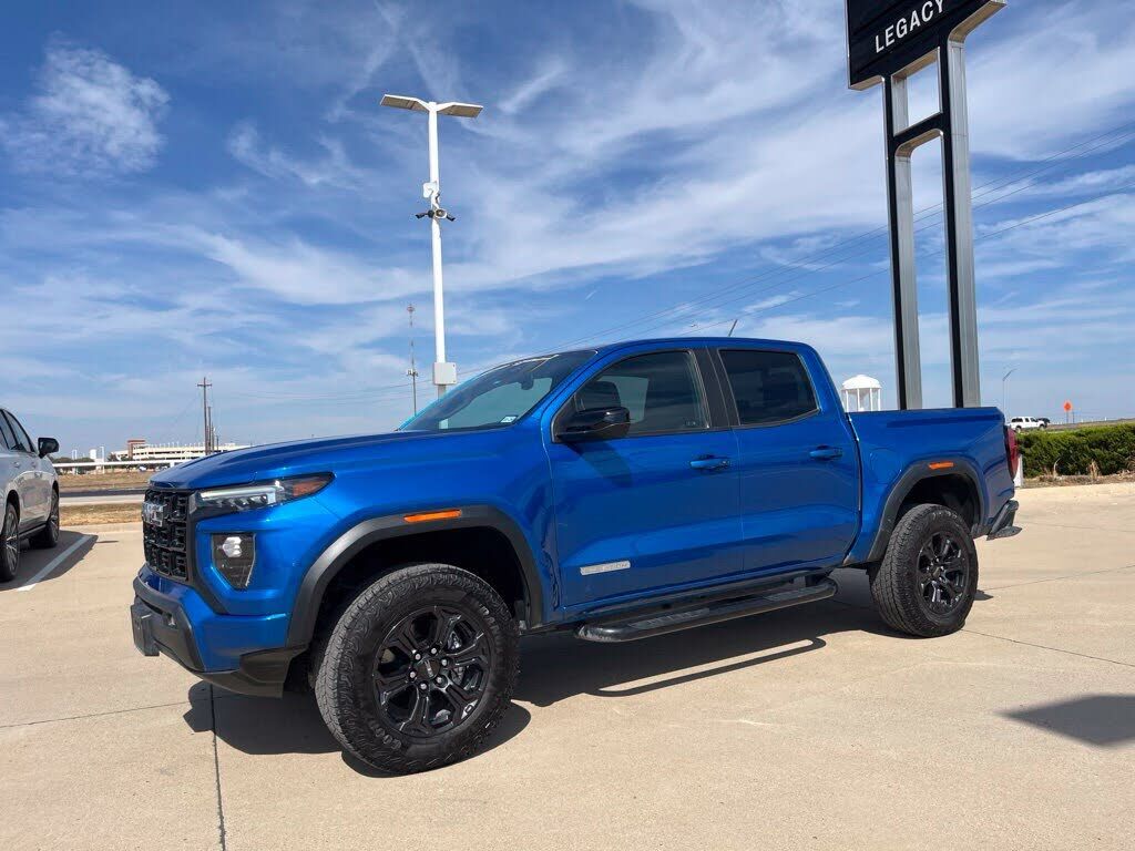 2023 GMC Canyon