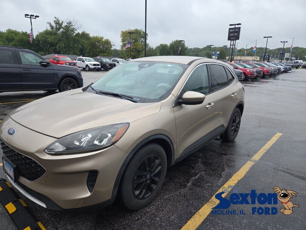 2020 FORD Escape
