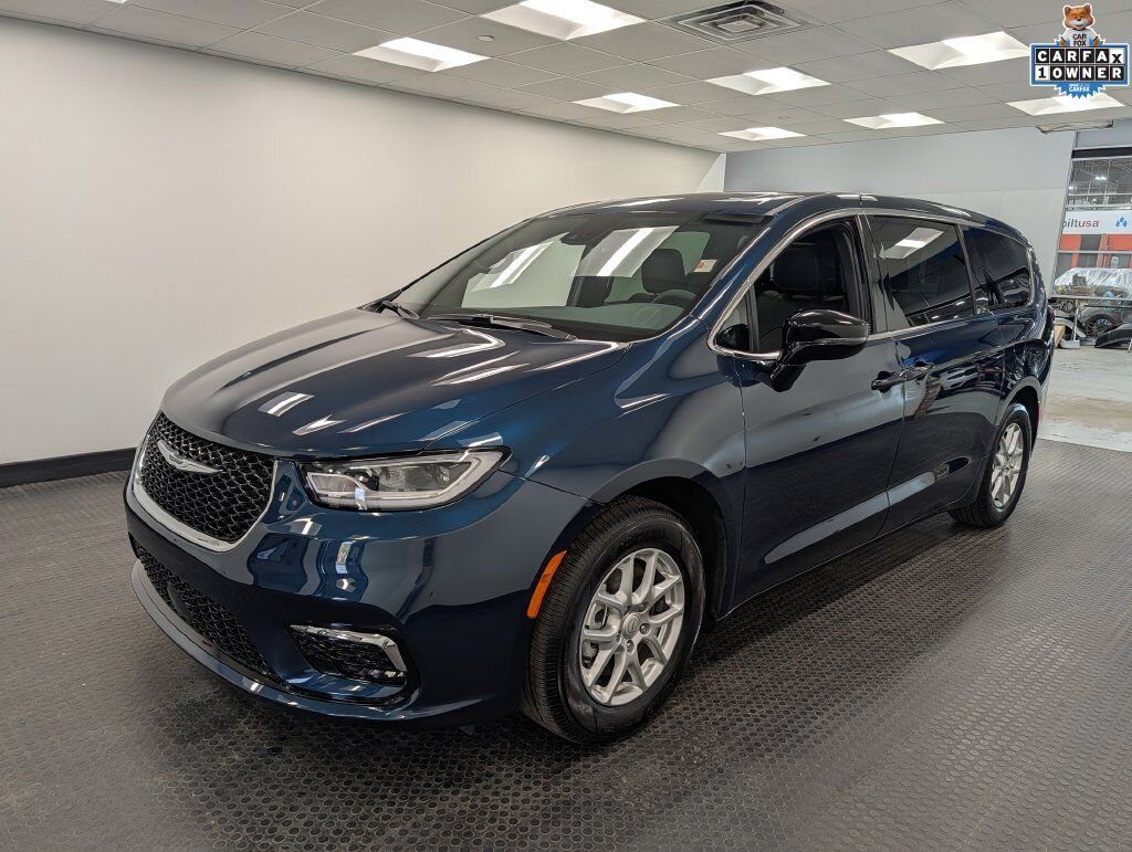 2025 CHRYSLER Pacifica