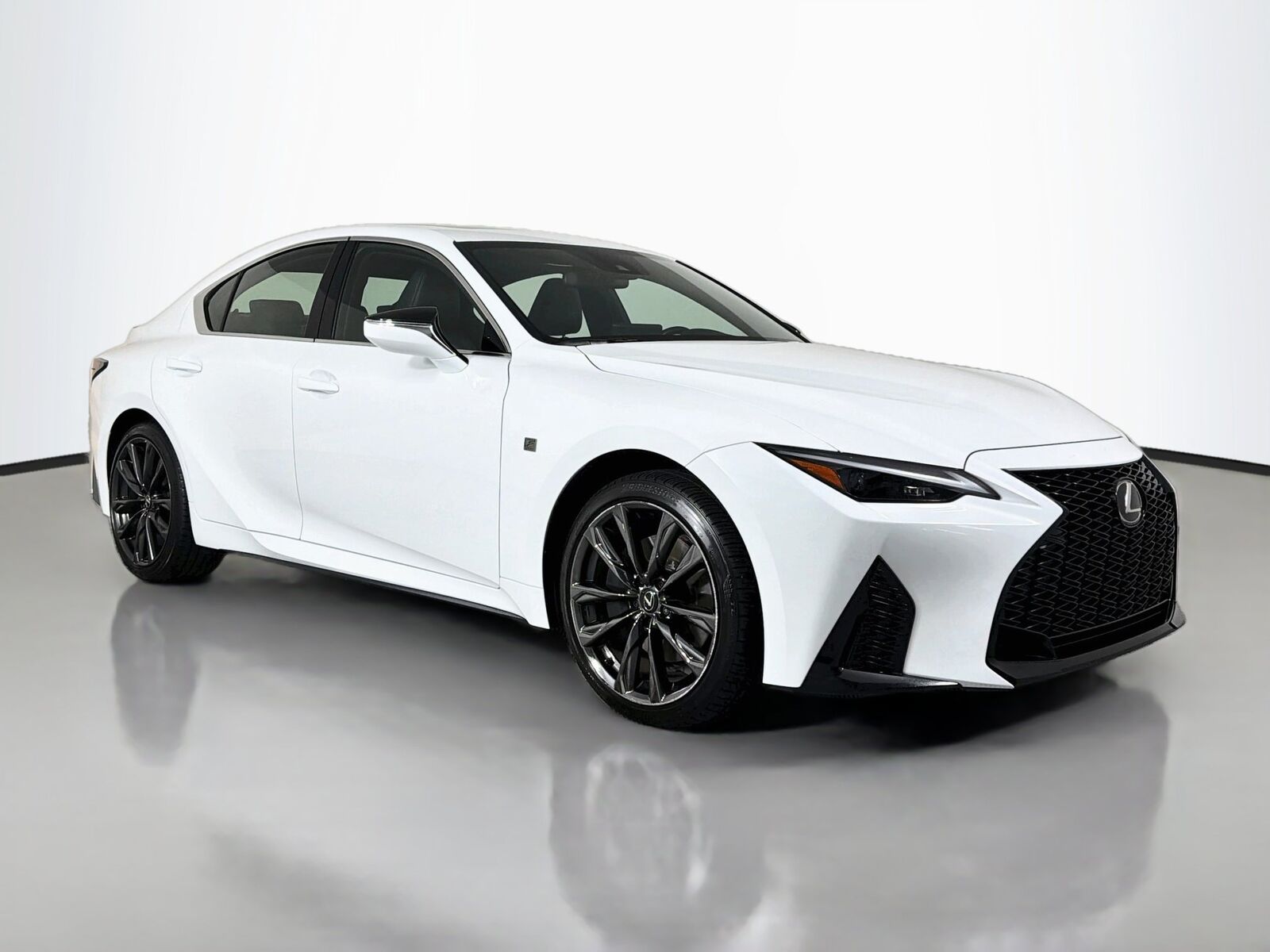 2025 LEXUS IS