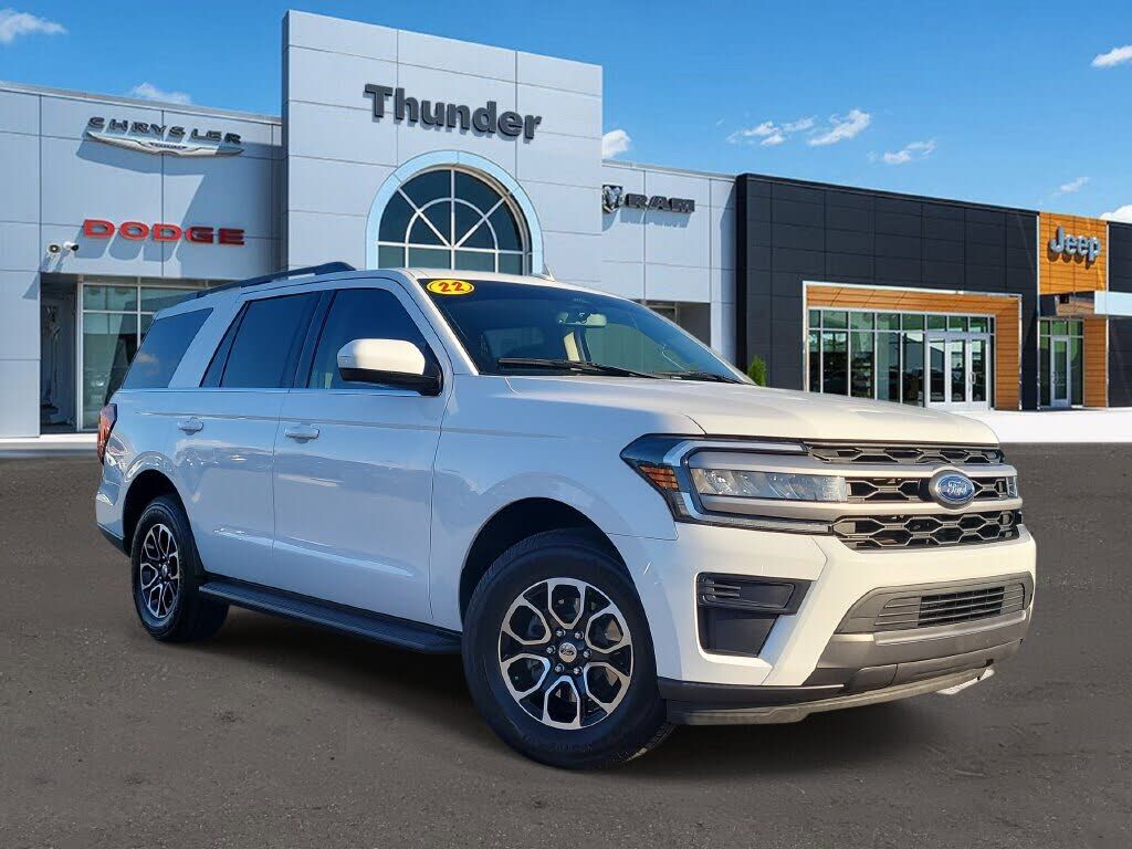 2022 FORD Expedition