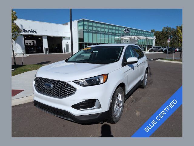 2023 FORD Edge