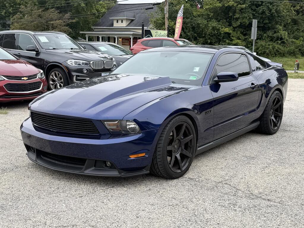 2011 FORD Mustang