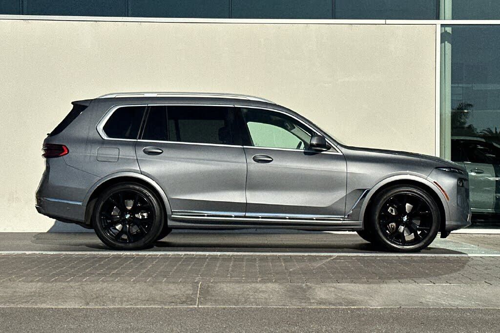 2024 BMW X7