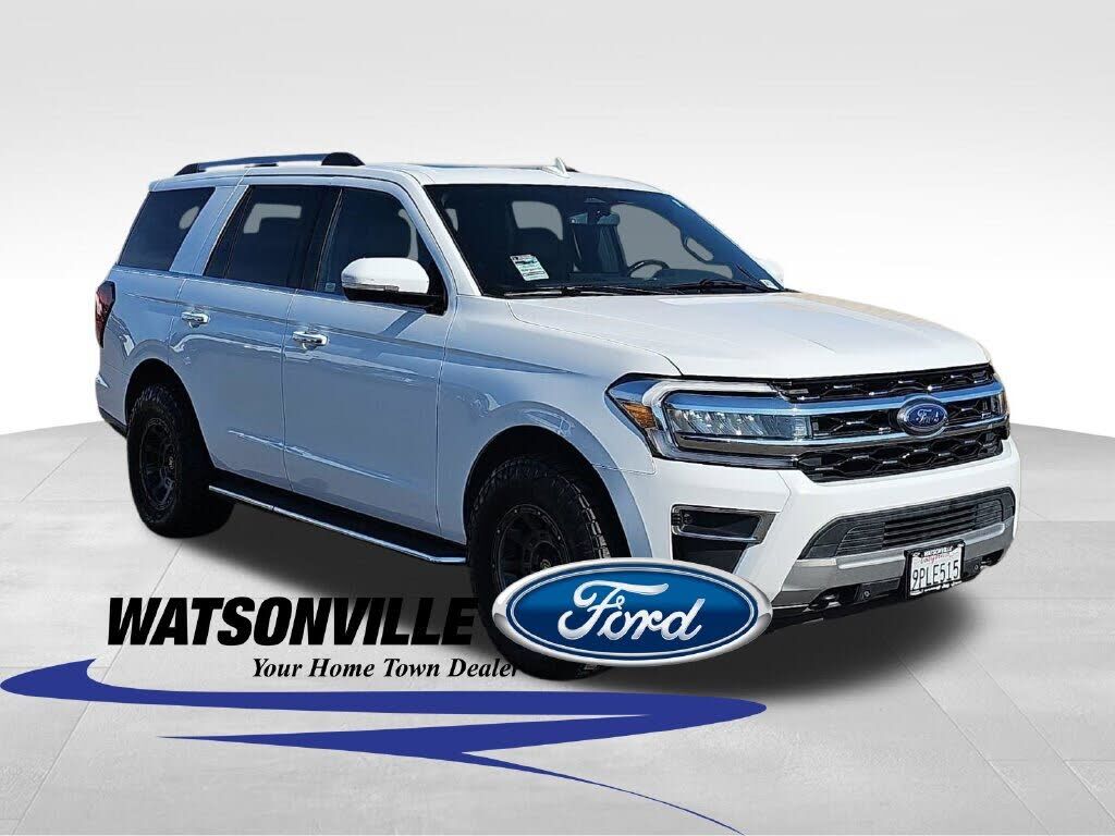 2022 FORD Expedition