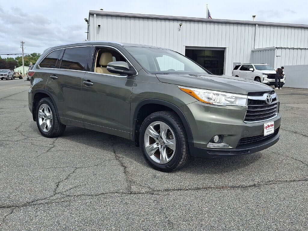 2016 TOYOTA Highlander