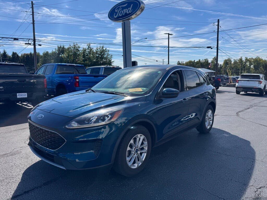 2020 FORD Escape
