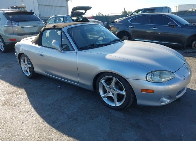 2001 MAZDA MX-5