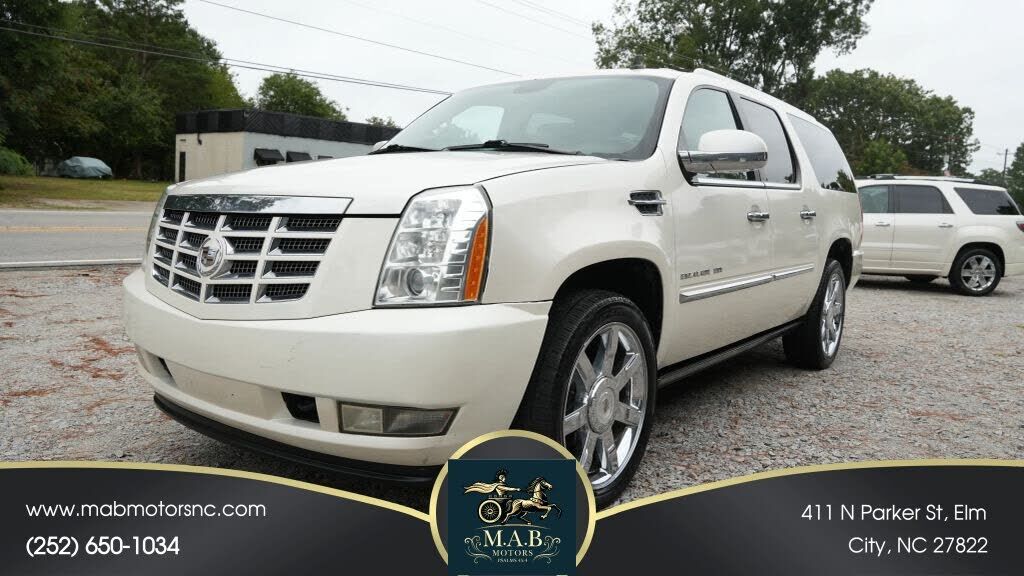 2010 CADILLAC Escalade