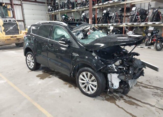 2017 FORD Escape