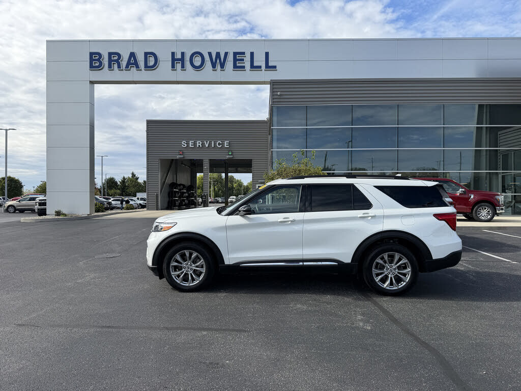 2024 FORD Explorer