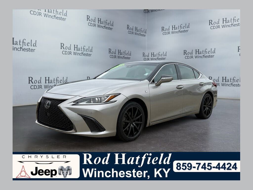 2019 LEXUS ES