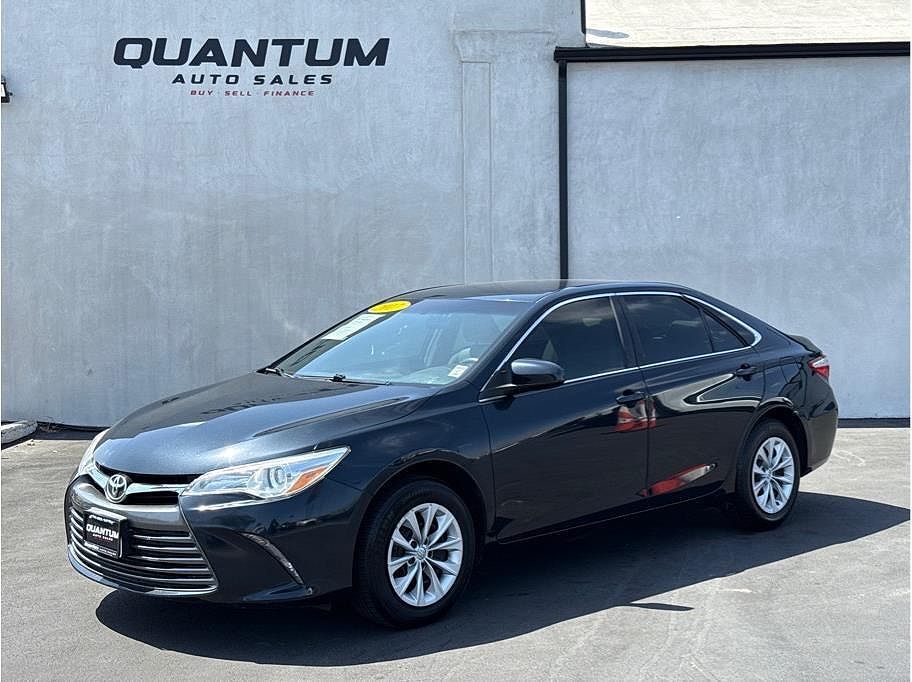 2017 TOYOTA Camry