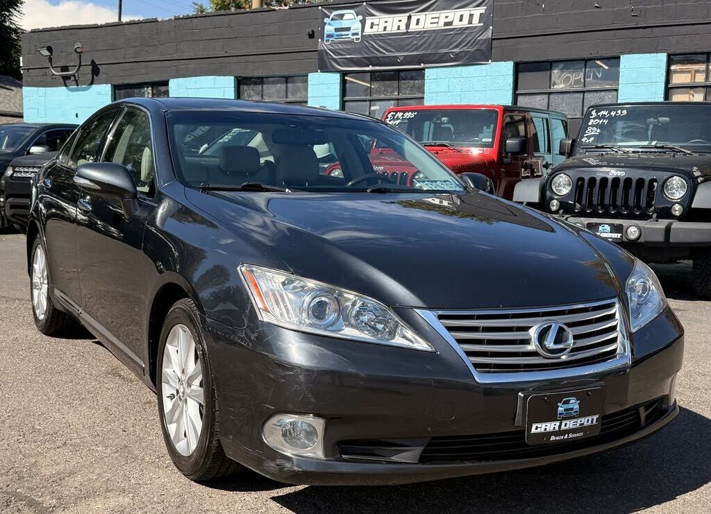 2011 LEXUS ES