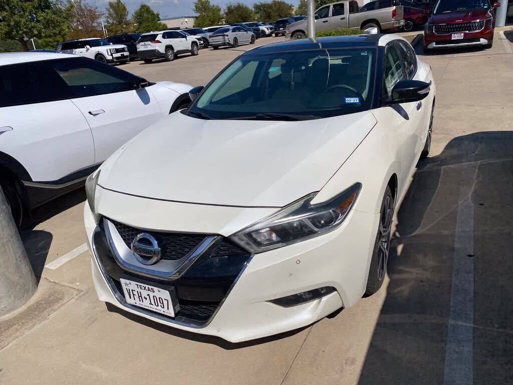 2016 NISSAN Maxima