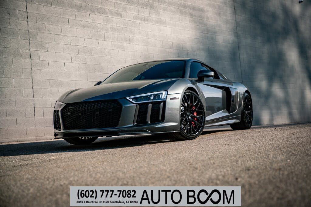 2017 AUDI R8