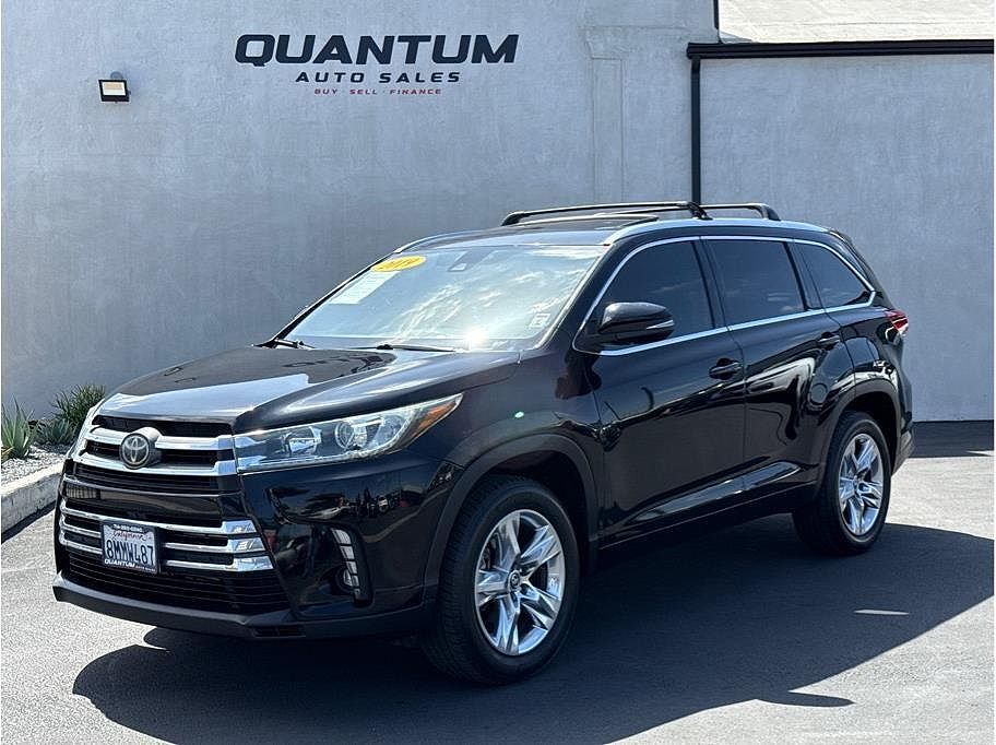 2019 TOYOTA Highlander