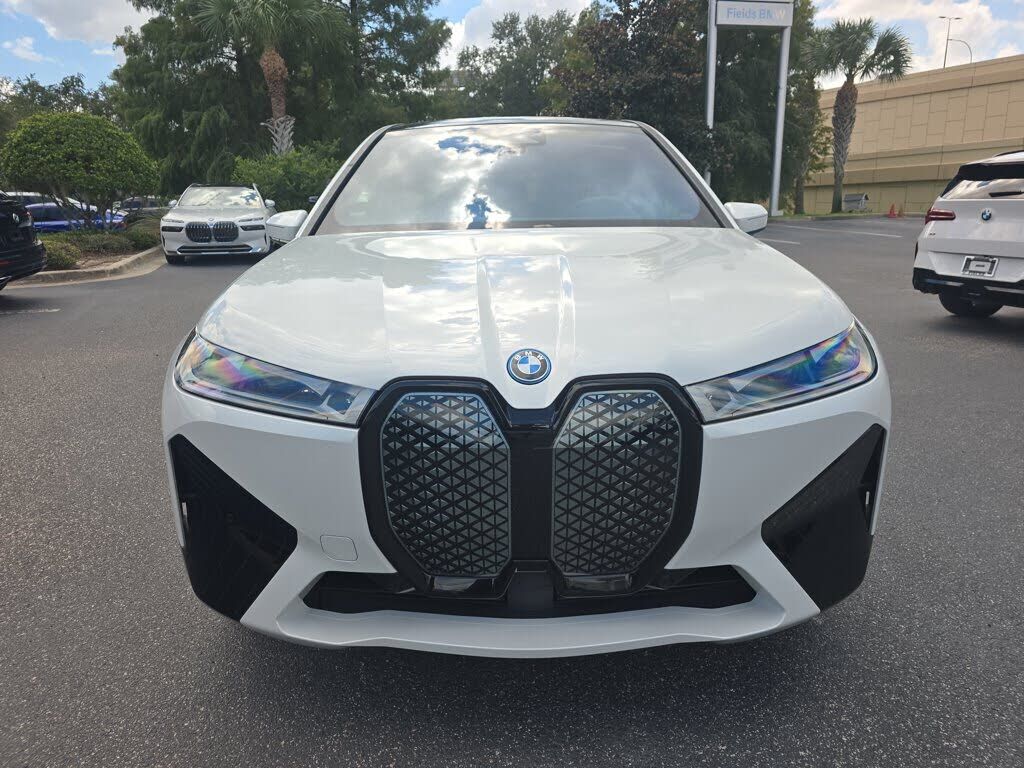 2023 BMW iX