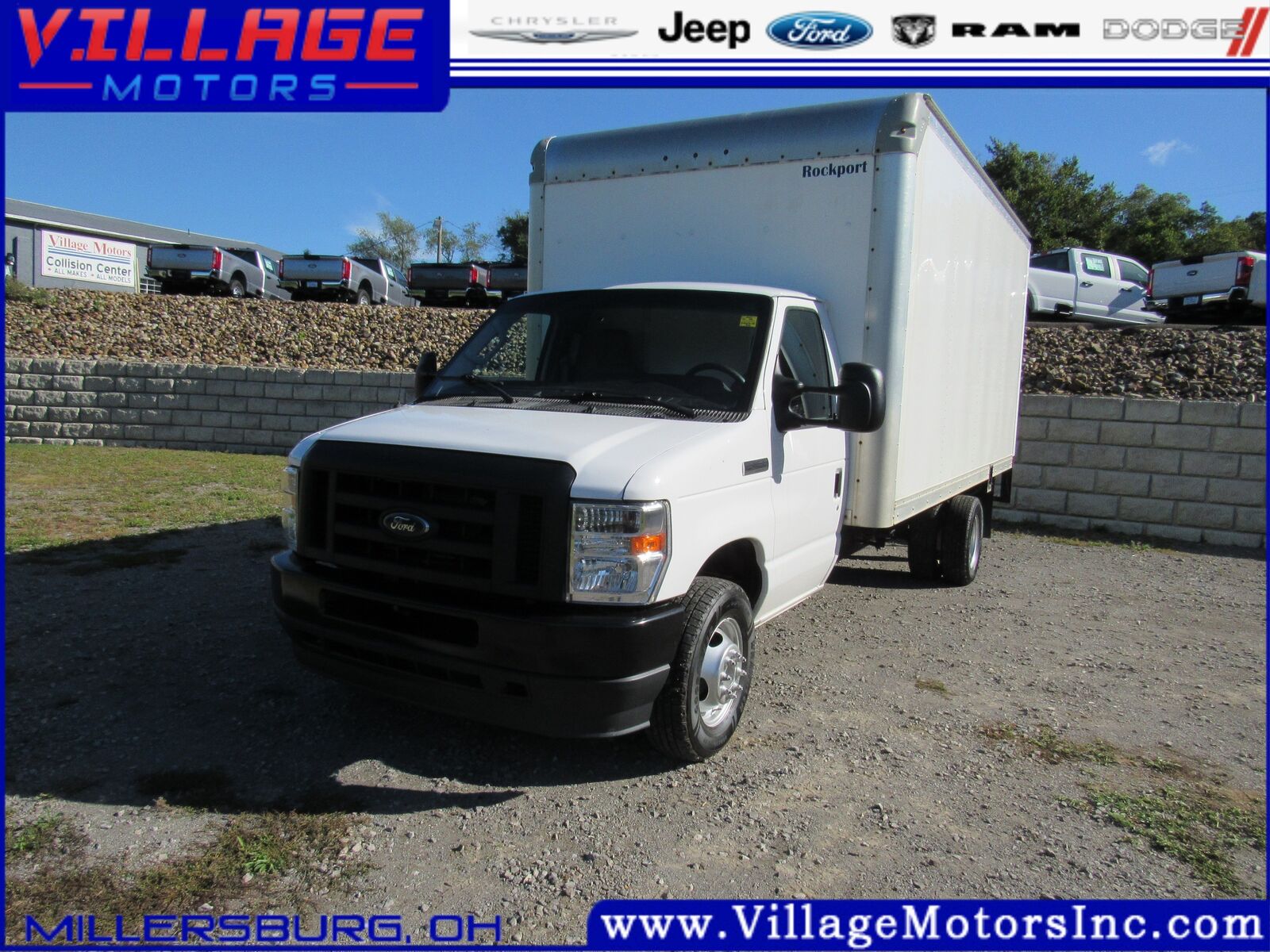 2022 FORD E-450