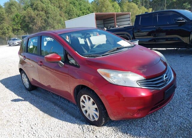 2016 NISSAN Versa