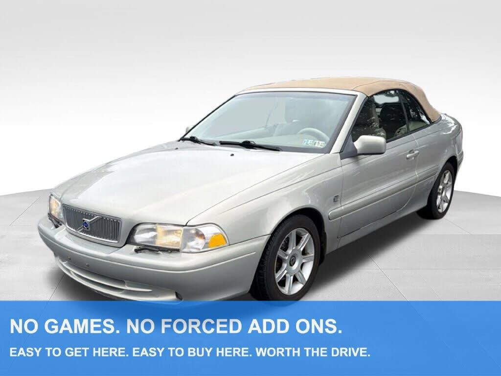 2001 VOLVO C70