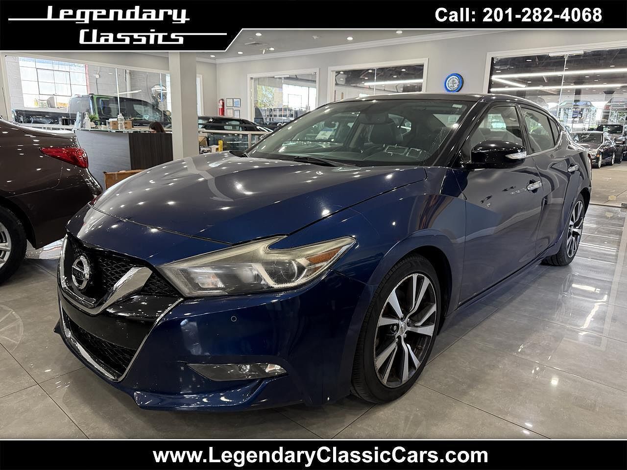 2017 NISSAN Maxima