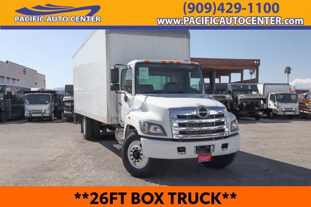 2020 HINO Conventional Type Truck