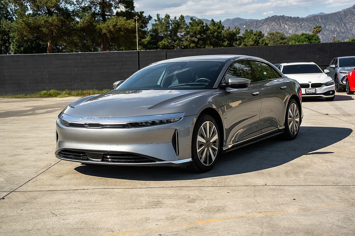2024 LUCID Air