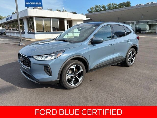 2025 FORD Escape
