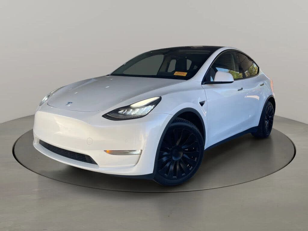 2021 TESLA Model Y
