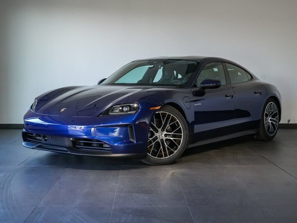 2026 PORSCHE Taycan