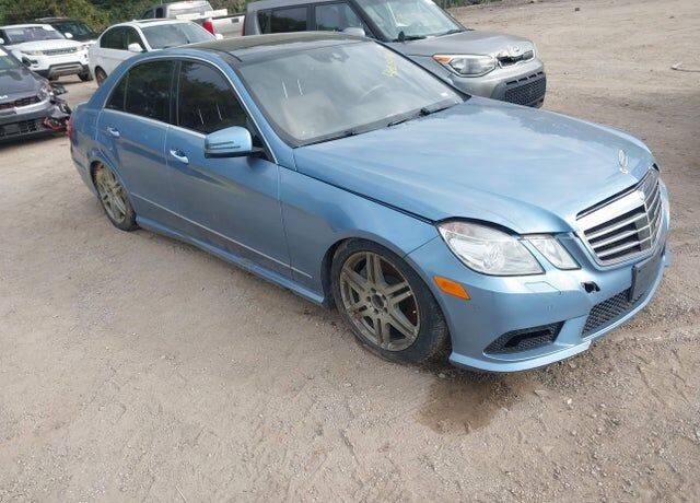 2010 MERCEDES-BENZ E-Class
