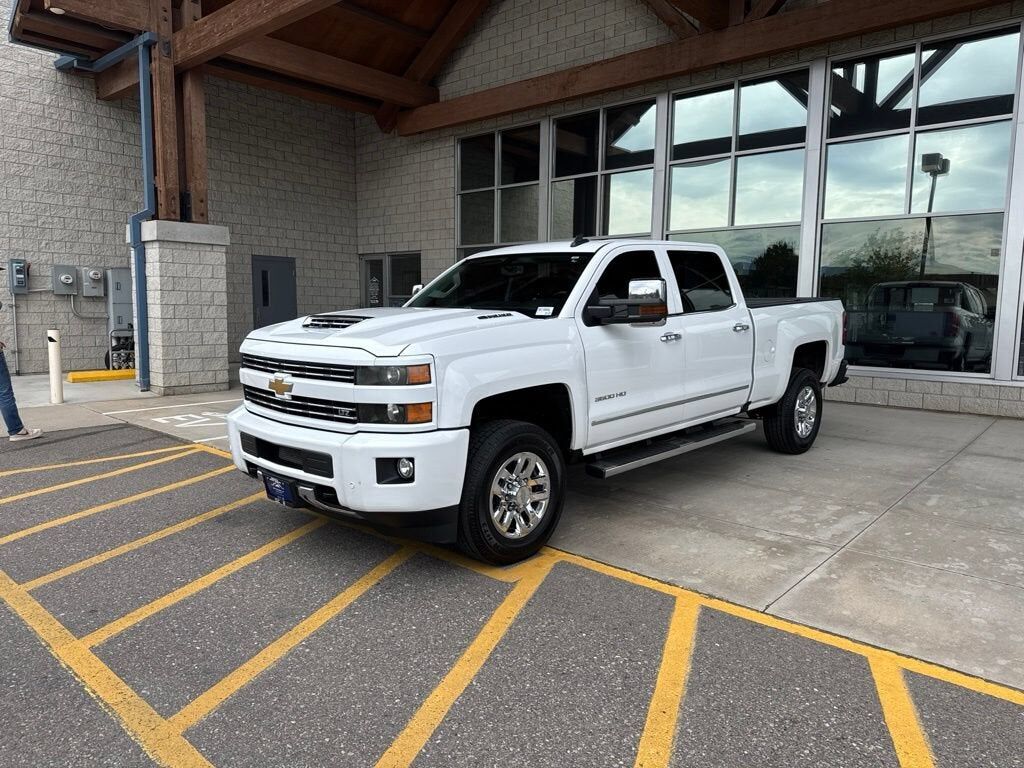 2018 CHEVROLET Silverado
