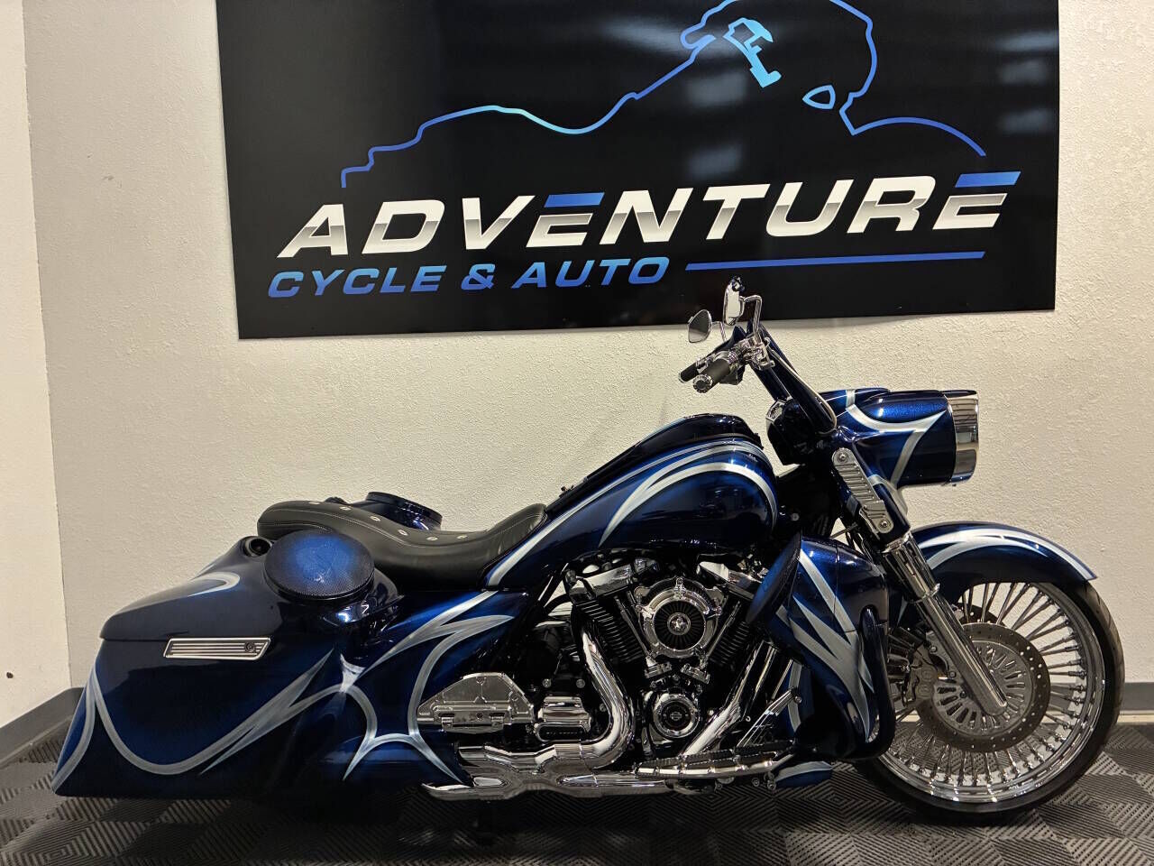 2017 HARLEY DAVIDSON FLHR / Road King