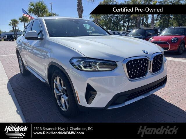 2025 BMW X4