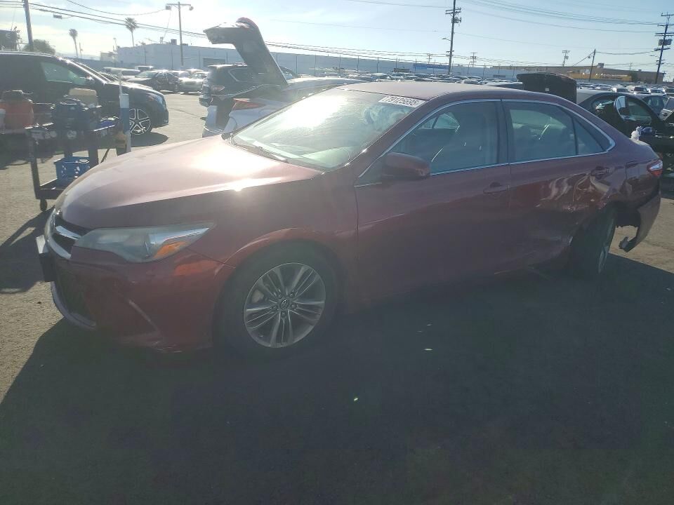2016 TOYOTA Camry