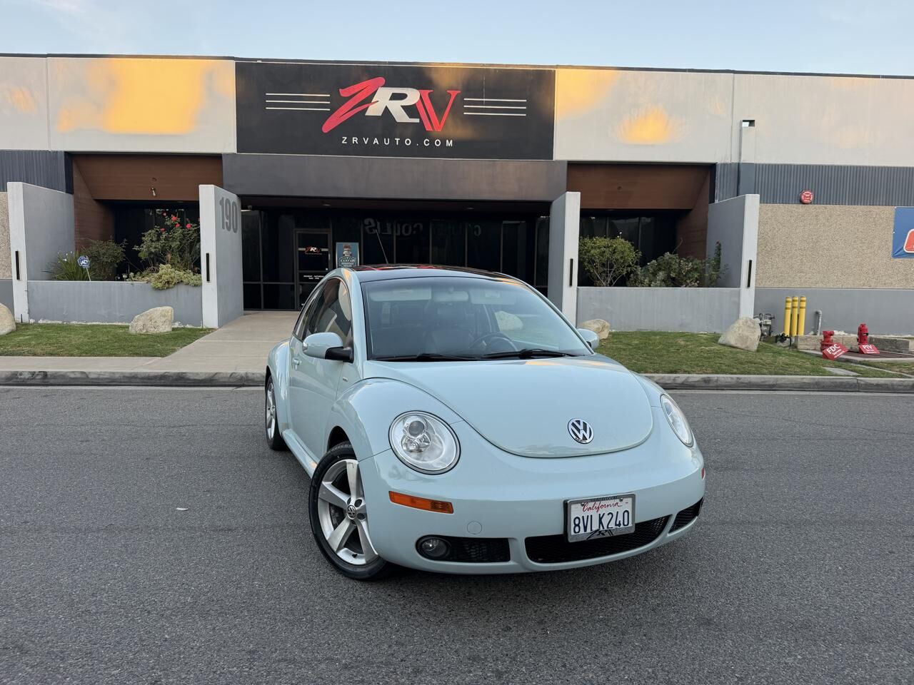 2010 VOLKSWAGEN Beetle