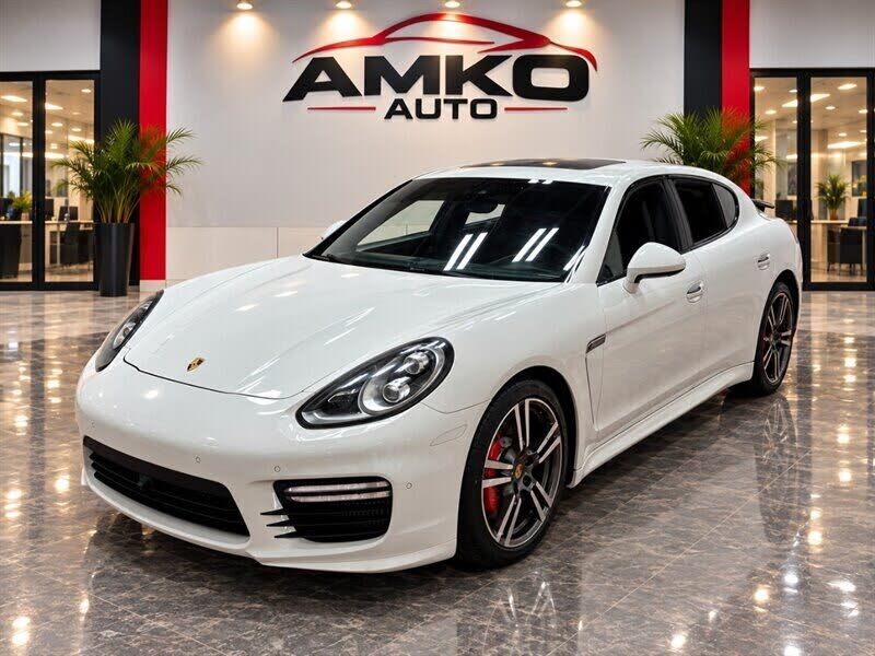 2014 PORSCHE Panamera