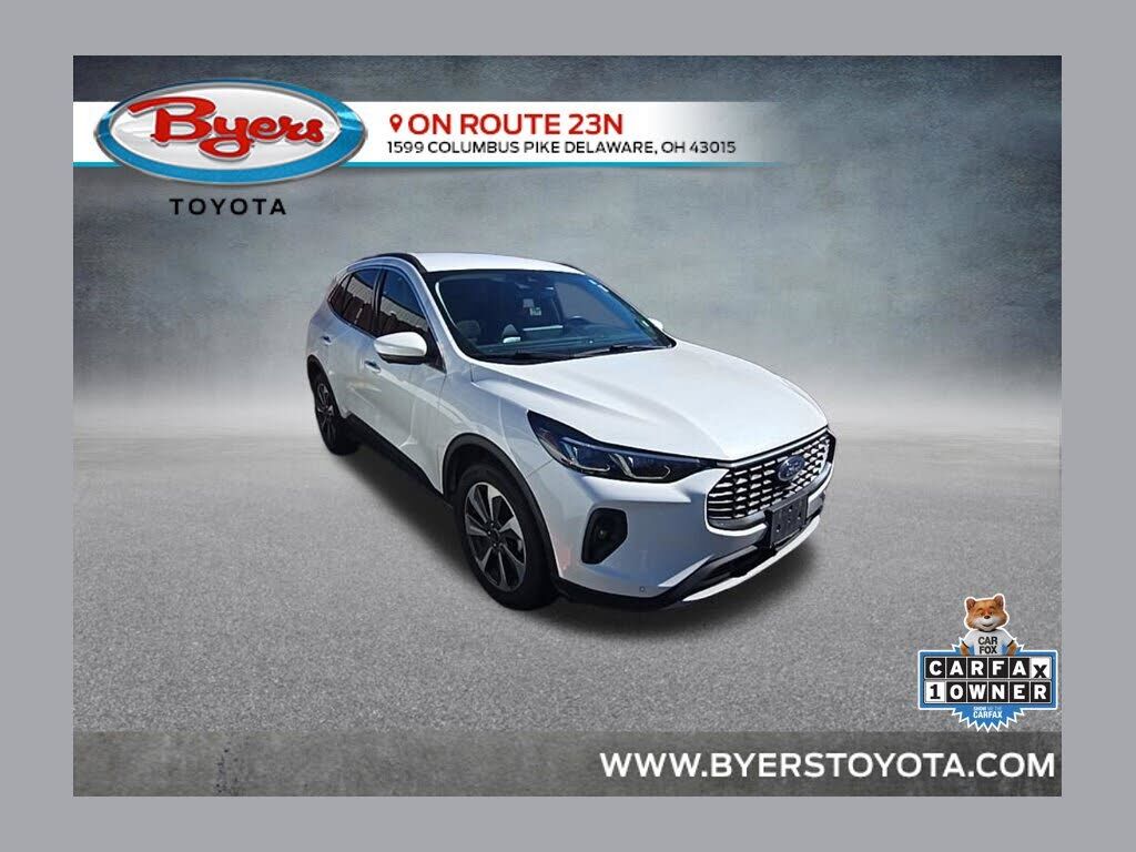 2024 FORD Escape
